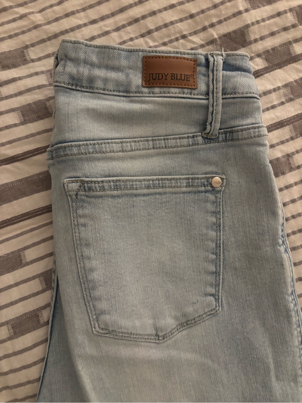 Judy Blue Light Blue Straight Leg Jeans